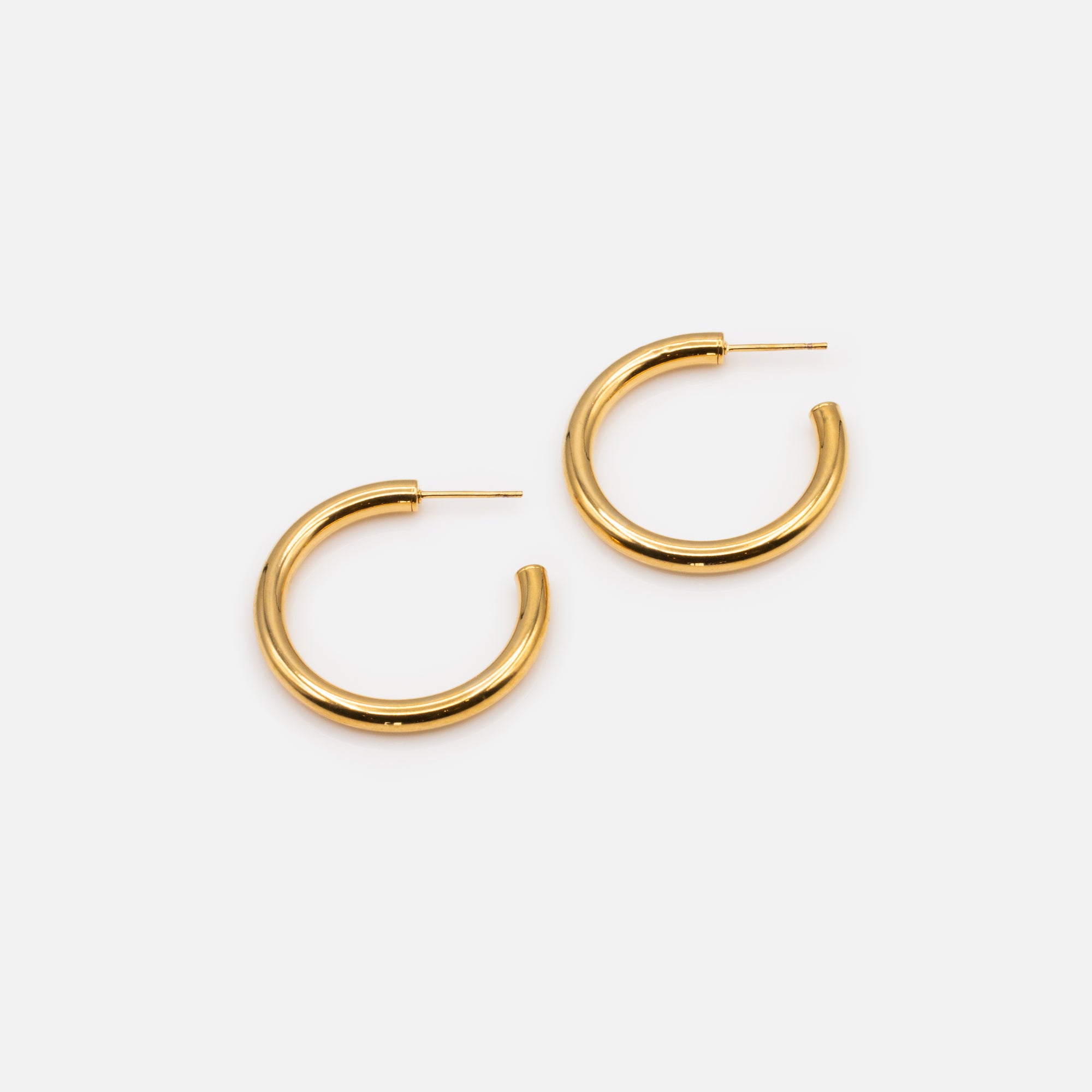 Simple gold hoop earrings 30 mm in stainless steel