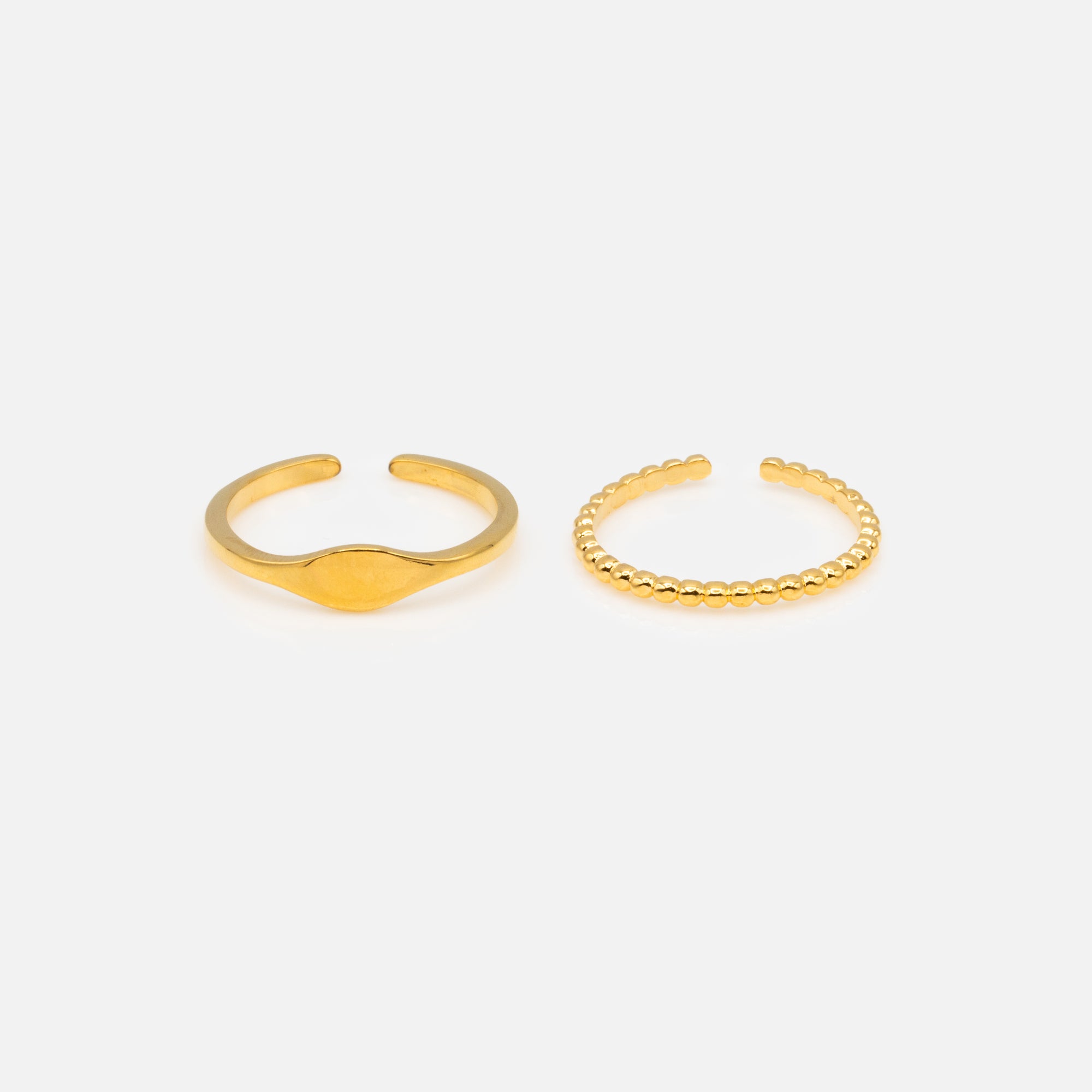 Duo of gold open rings in stainless steel