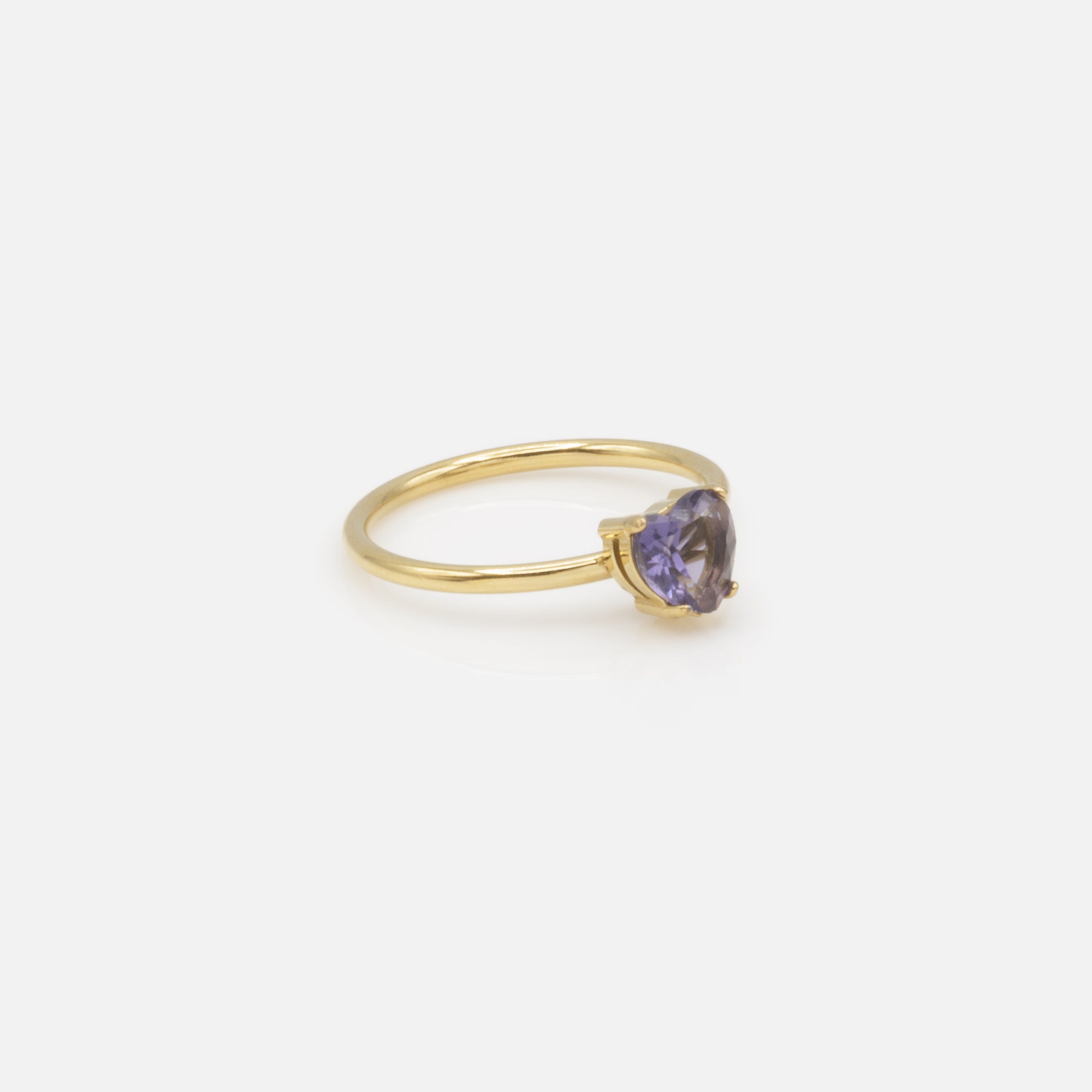 Gold ring with purple heart cubic zirconia in stainless steel