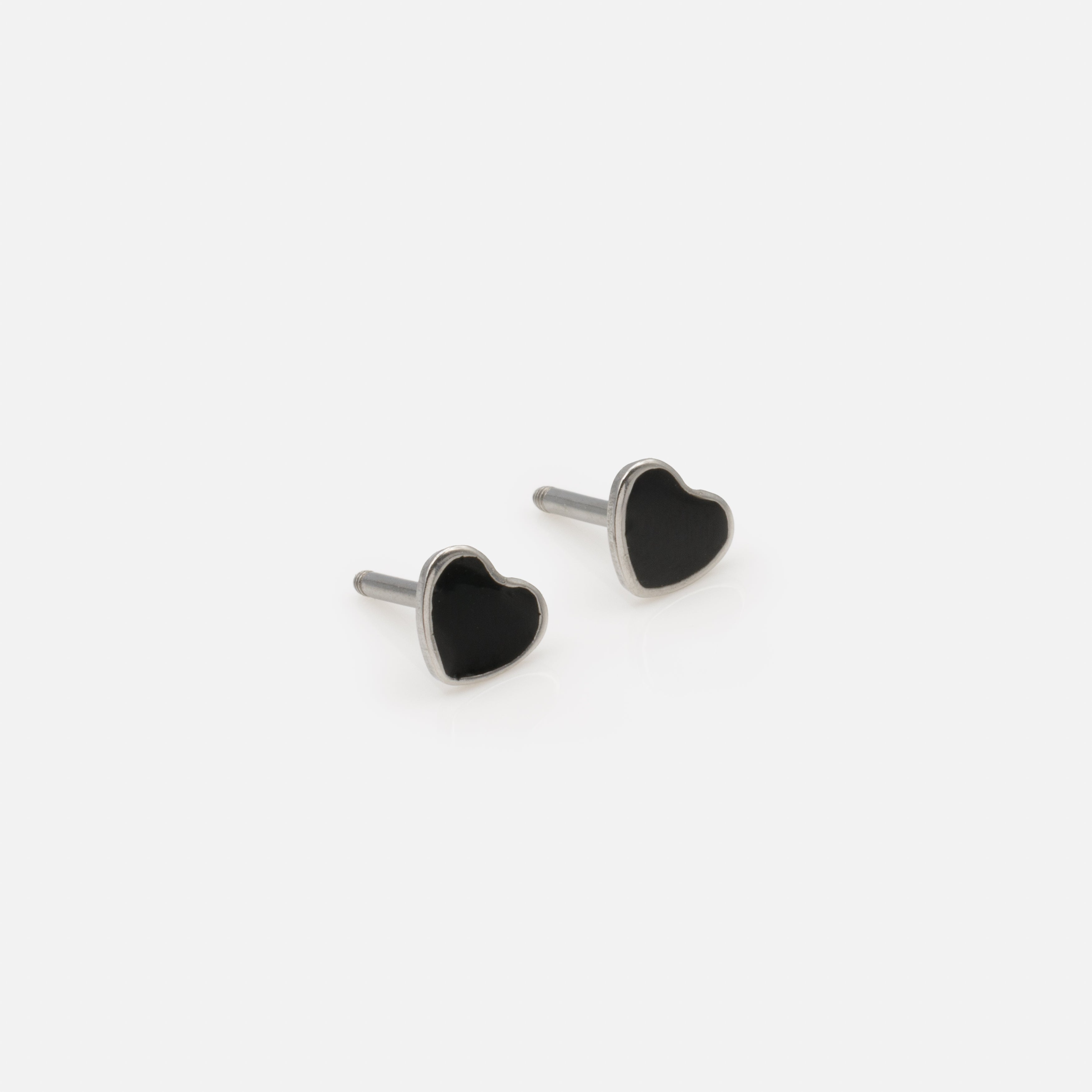 Trio de boucles d'oreilles cœurs noirs et argentés en acier inoxydable