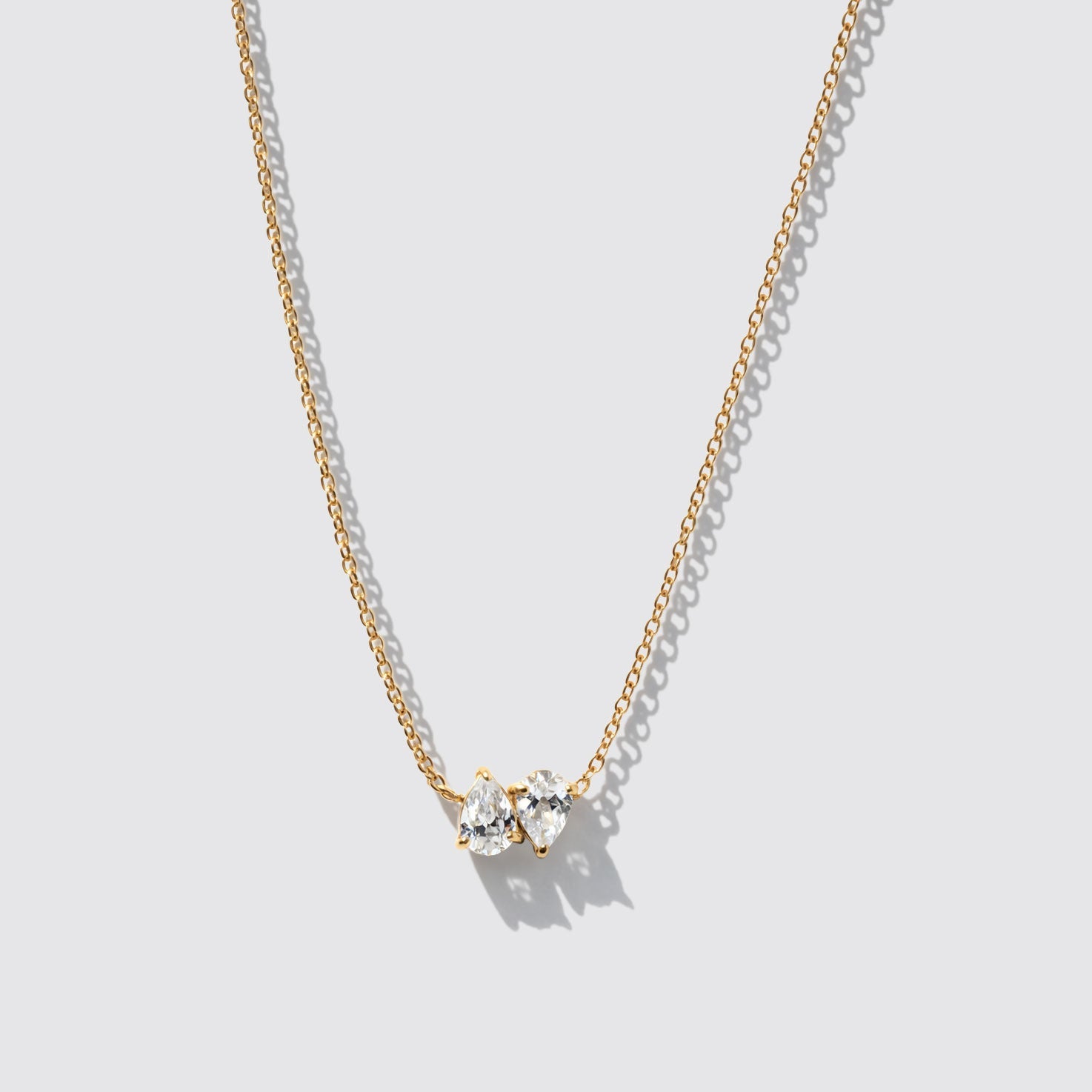 Collier doré en acier inoxydable, zircone cubique en forme de goutte