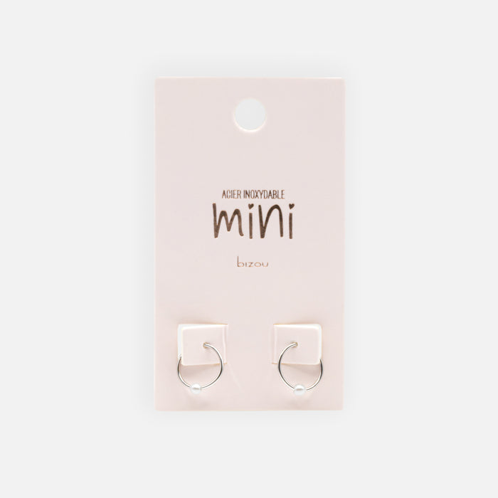 Mini boucles d’oreilles dormeuses argentées avec perle en acier inoxydable