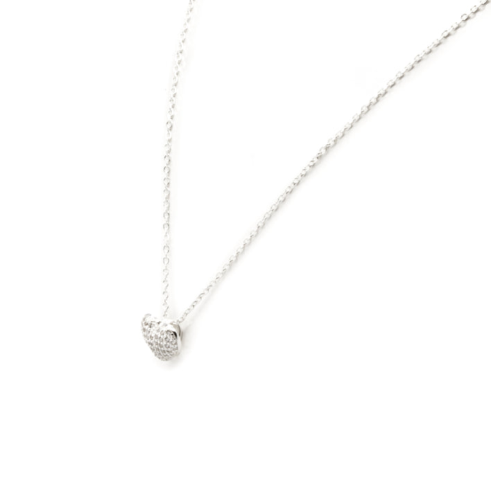 Collier avec breloque coeur bombé et zircons cubiques en argent sterling