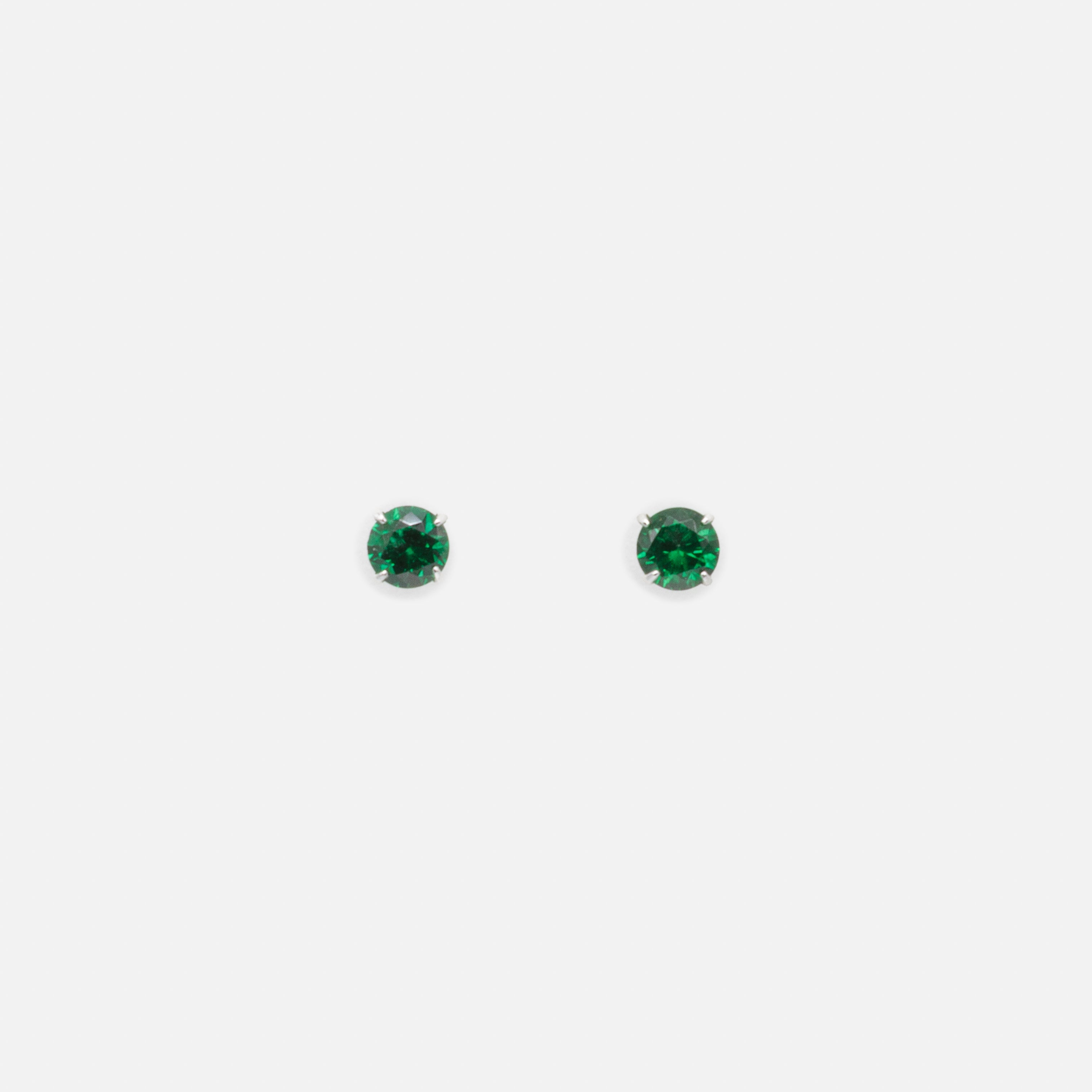 Boucles d'oreilles zircons cubiques émeraude en argent sterling