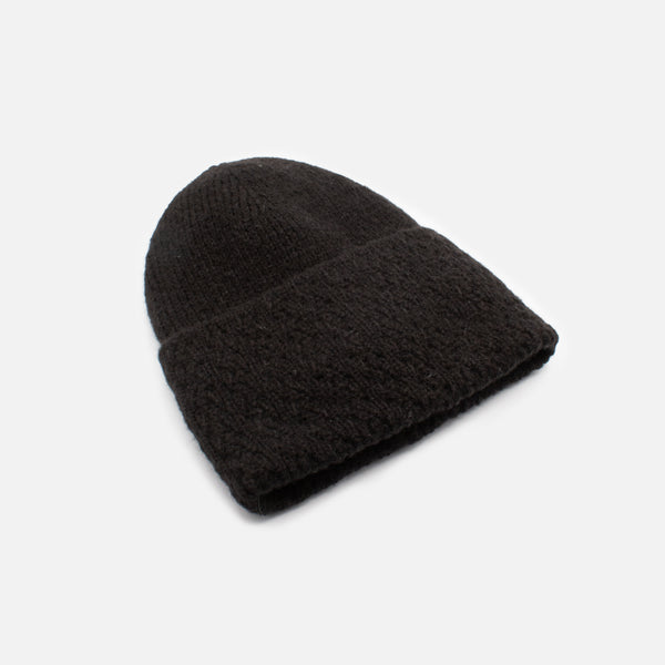 Load image into Gallery viewer, Black knit beanie with braided flap
