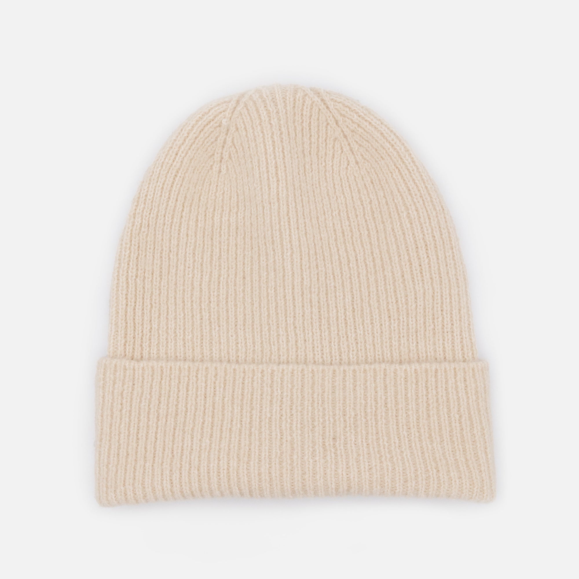 Tuque ivoire en tricot à petites mailles