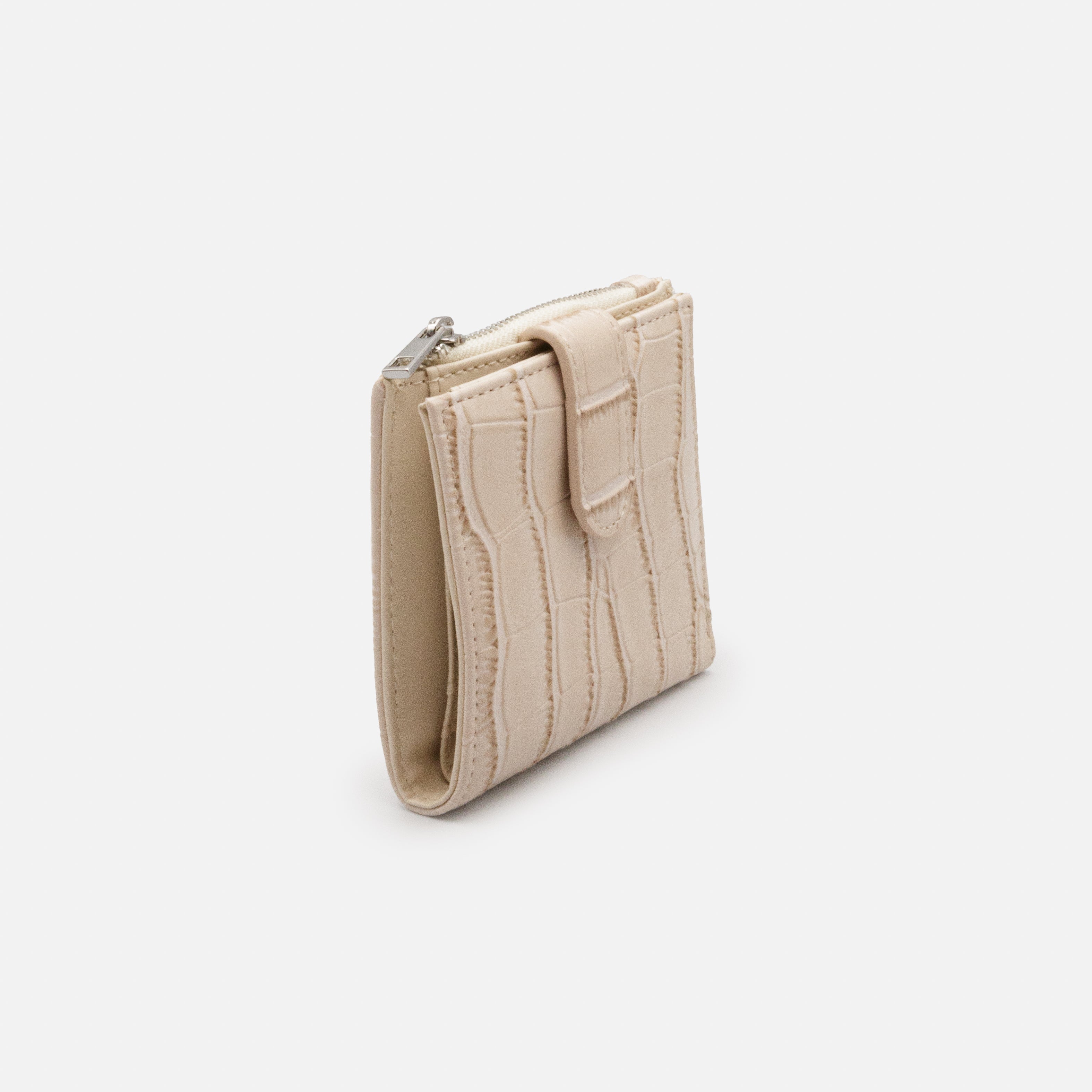 Small ivory crocodile skin wallet with flap