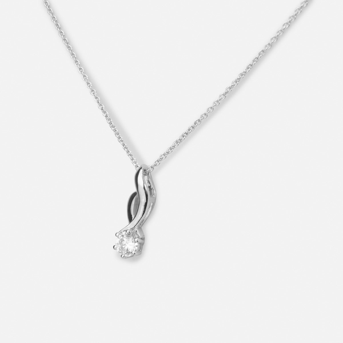 Ensemble pendentif et boucles d’oreilles croisés en argent sterling