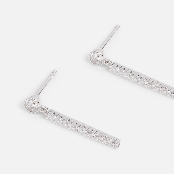 Charger l&#39;image dans la galerie, Boucles d’oreilles argent sterling tiges avec zircons cubiques

