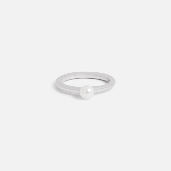 Load image into Gallery viewer, Sterling silver ring with lone pearl   
