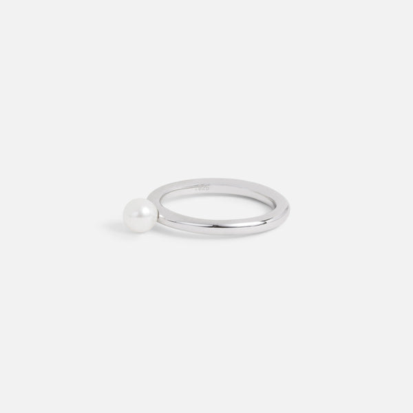 Load image into Gallery viewer, Sterling silver ring with lone pearl   
