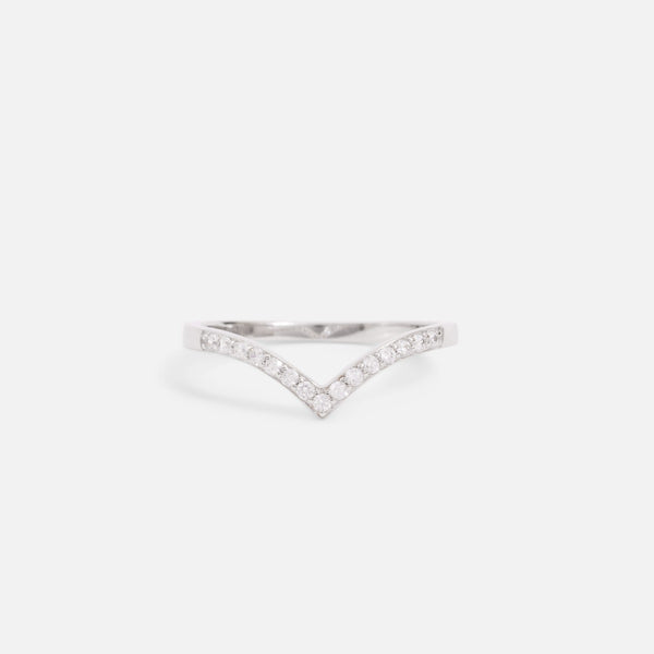 Load image into Gallery viewer, V shapped sterling silver ring with square cubic zirconia stones
