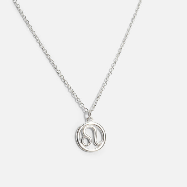 Load image into Gallery viewer, Sterling silver pendant with leo zodiac sign
