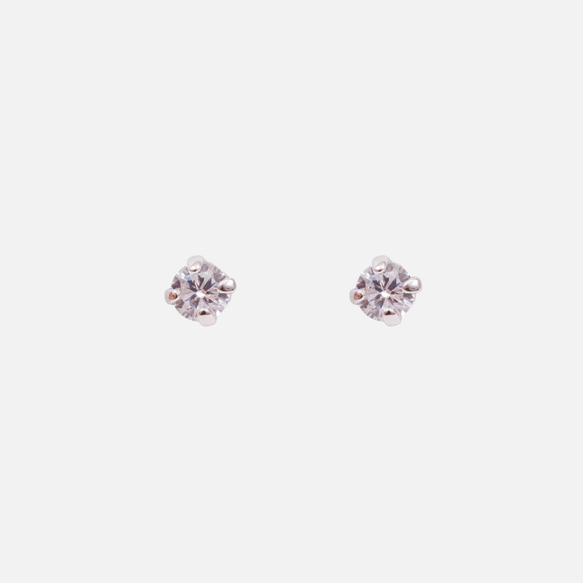 Sterling silver round shape earrings with cubic zirconia 3mm