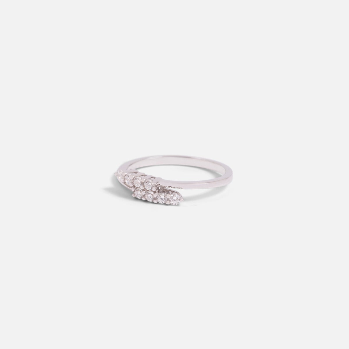 Sterling silver twisted ring with 2 rows of cubic zirconia inserts