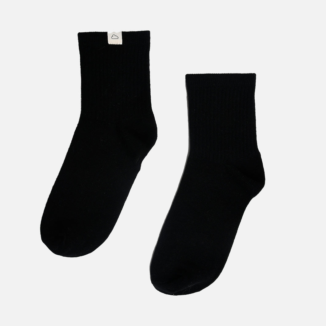 Black ankle socks with cloud label