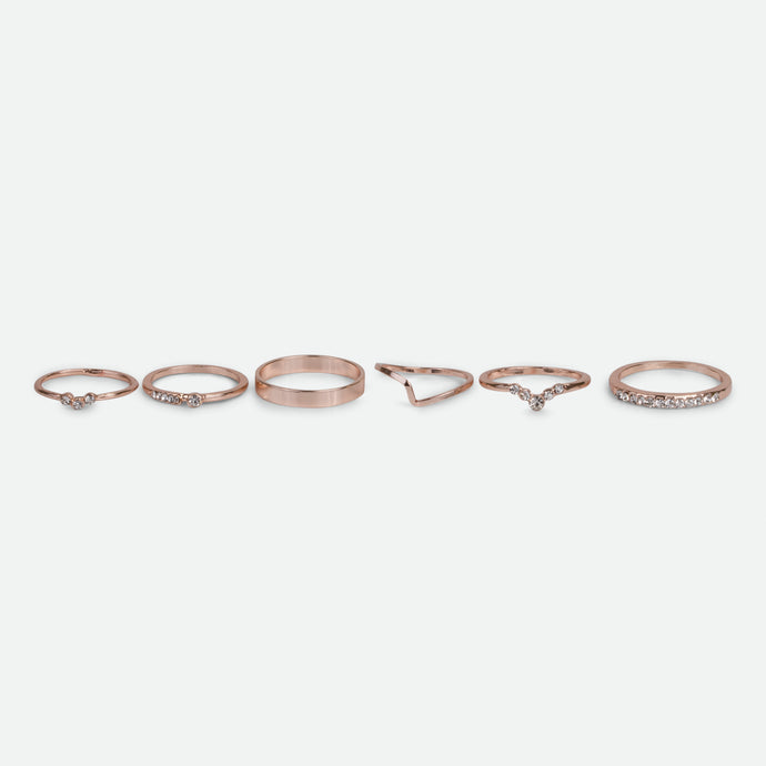 Set of 6 different golden rings