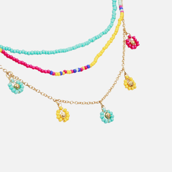 Load image into Gallery viewer, Three-row necklace with beads and daisies 
