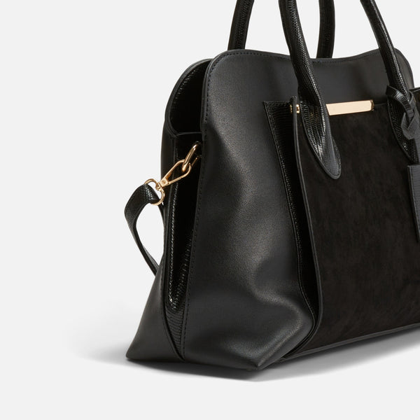 Load image into Gallery viewer, Black shoulder bag with gold accents
