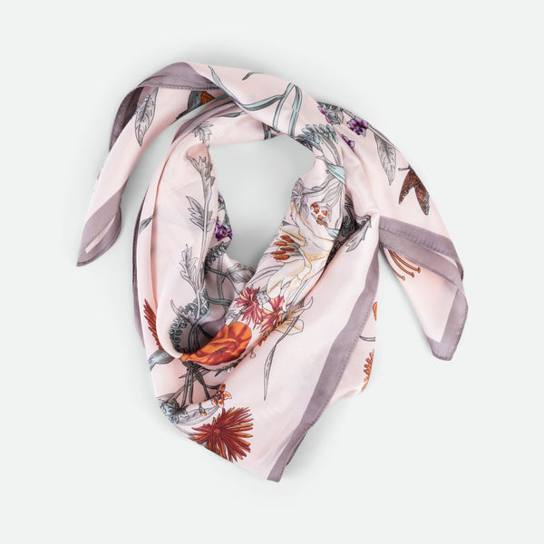 Load image into Gallery viewer, Bandana style scarf with flower print
