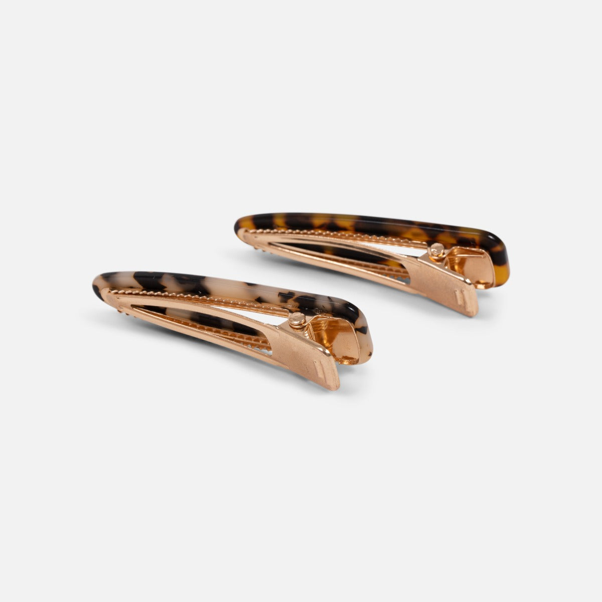 Duo of barrettes with a two-tone tortoise print