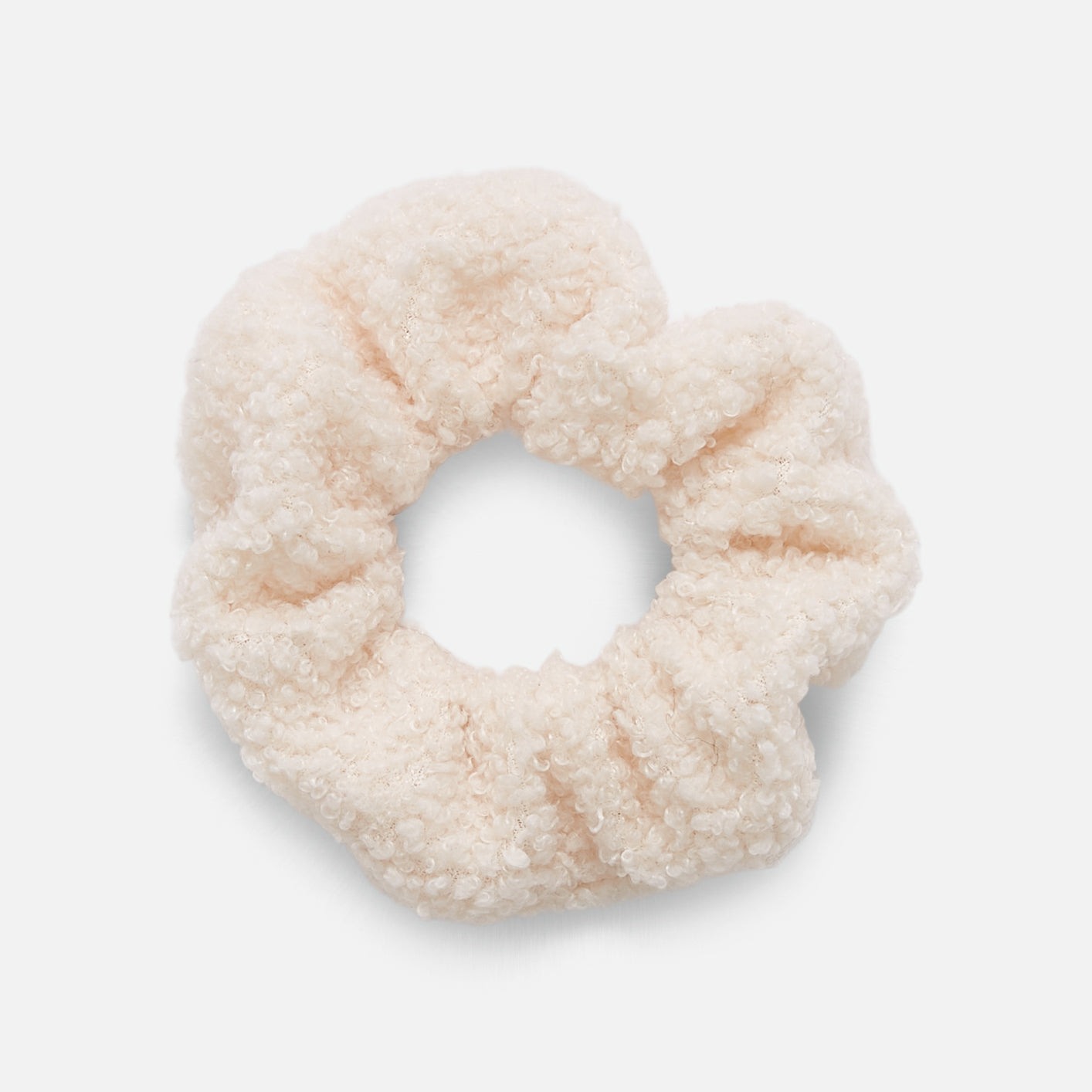 Set of beige scrunchies 