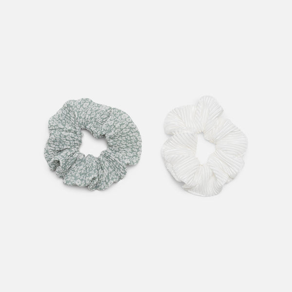 Load image into Gallery viewer, Duo of white and green scrunchies with flowers
