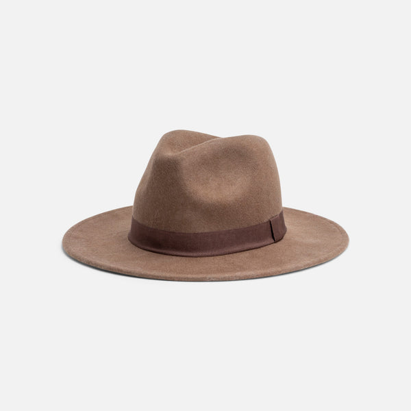Load image into Gallery viewer, Chestnut brown fedora felt hat with dark brown band
