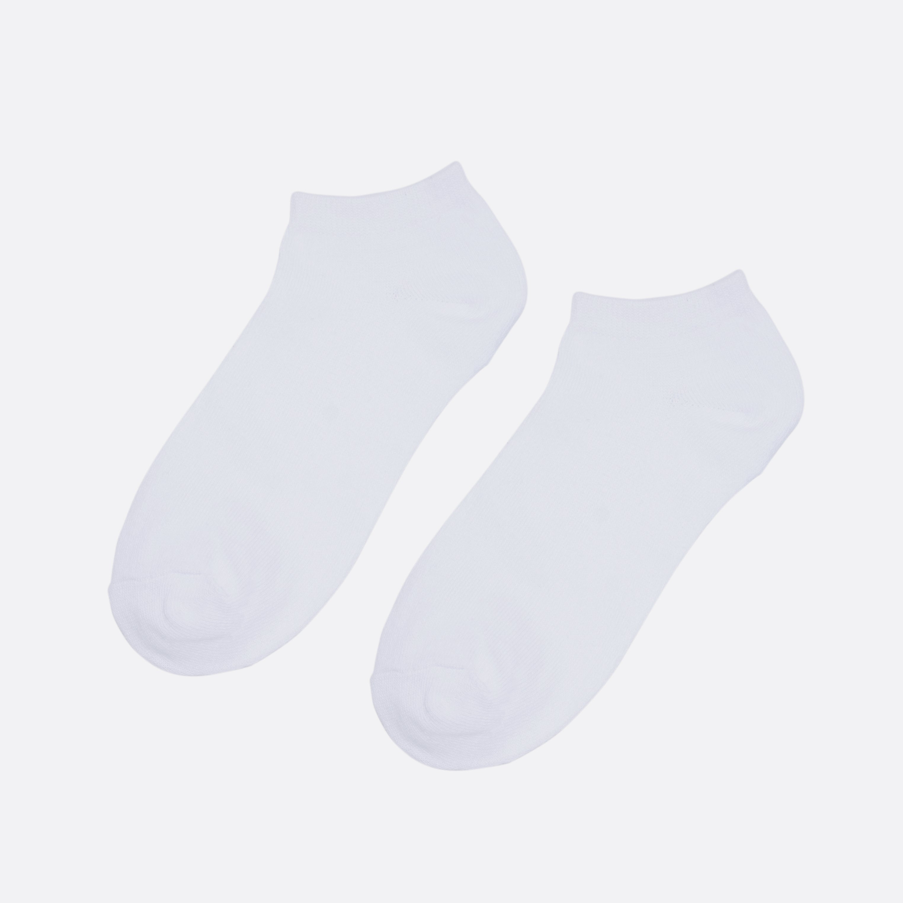 White short ankle socks