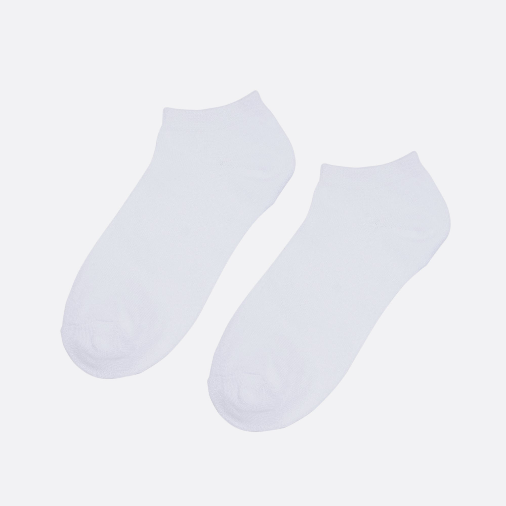 White short ankle socks
