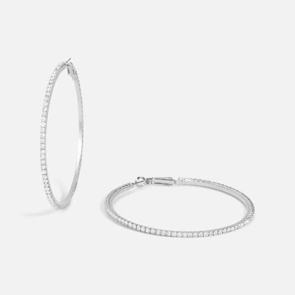 Load image into Gallery viewer, Silvered hoop earrings with cz
