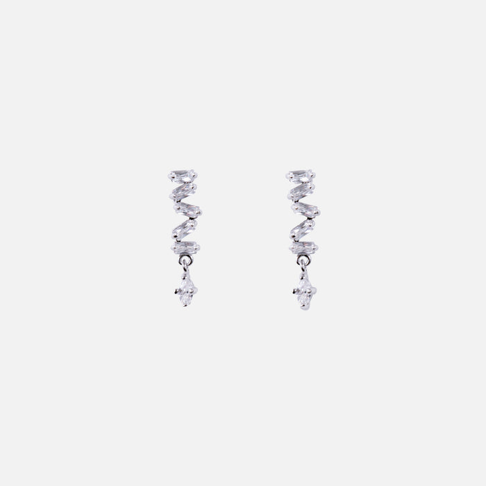 Boucles d'oreilles pendantes avec cinq petites pierres rectangulaires