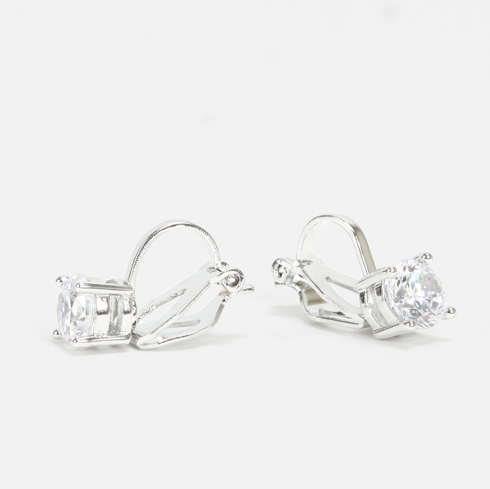 Clip-on earrings with cubic zirconia