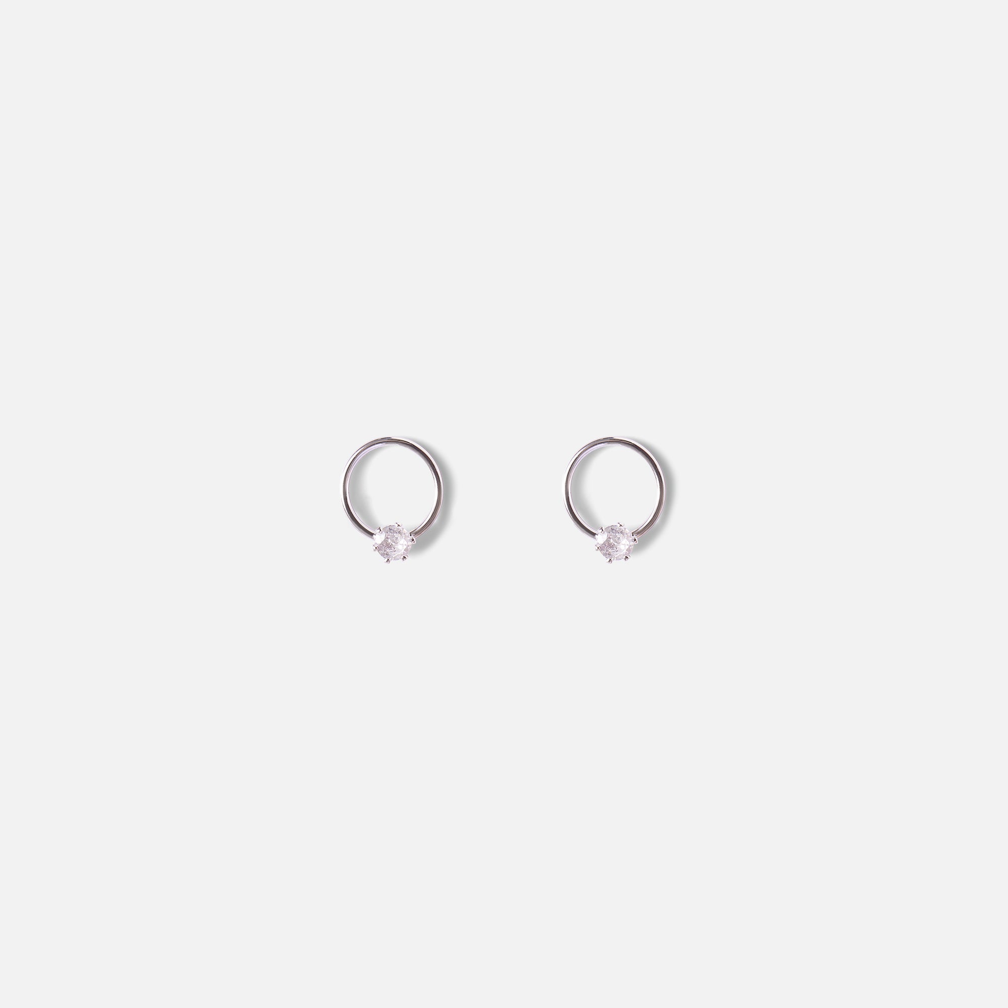 Boucles d'oreilles fixes anneaux avec zircon