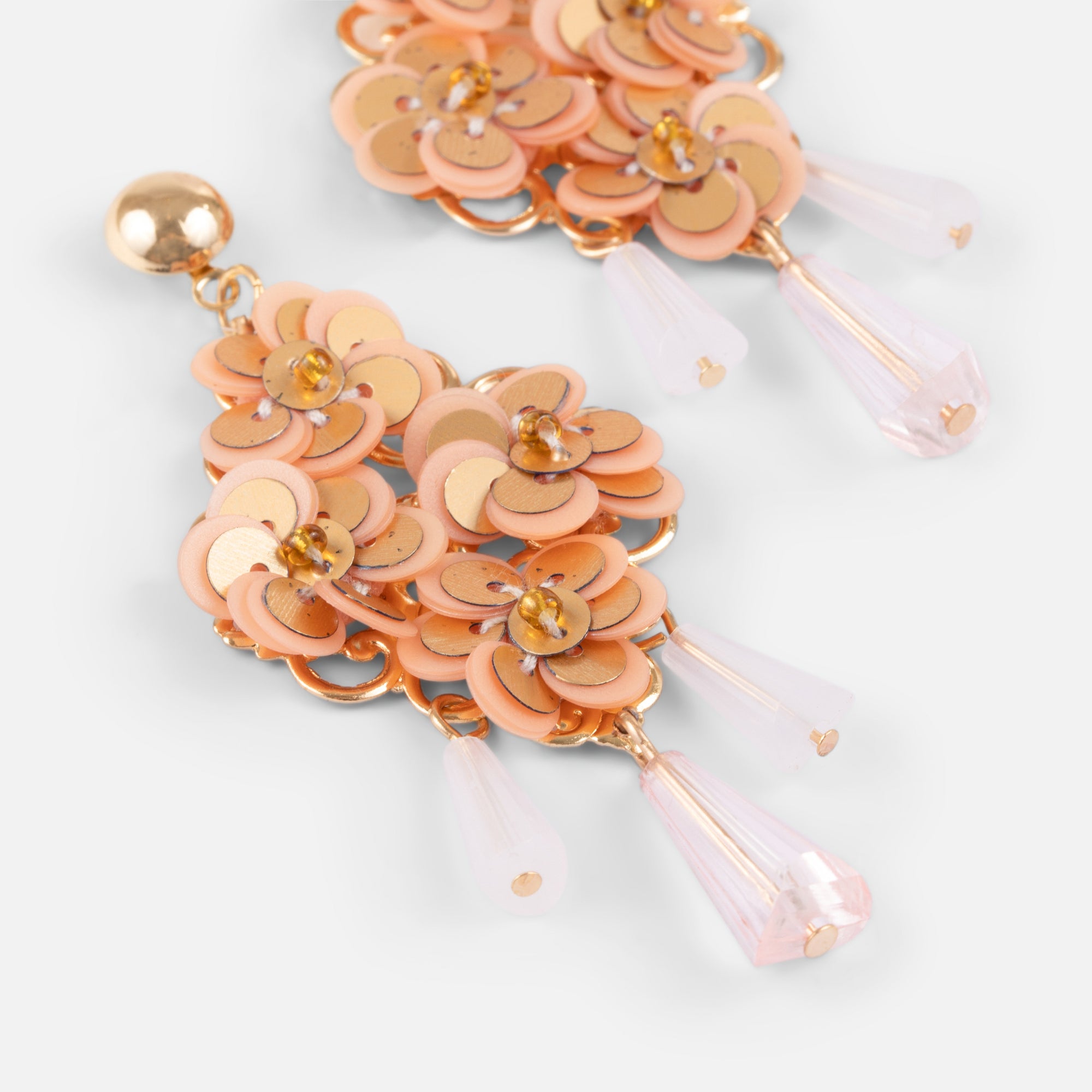 Boucles d'oreilles pendantes à fleurs roses