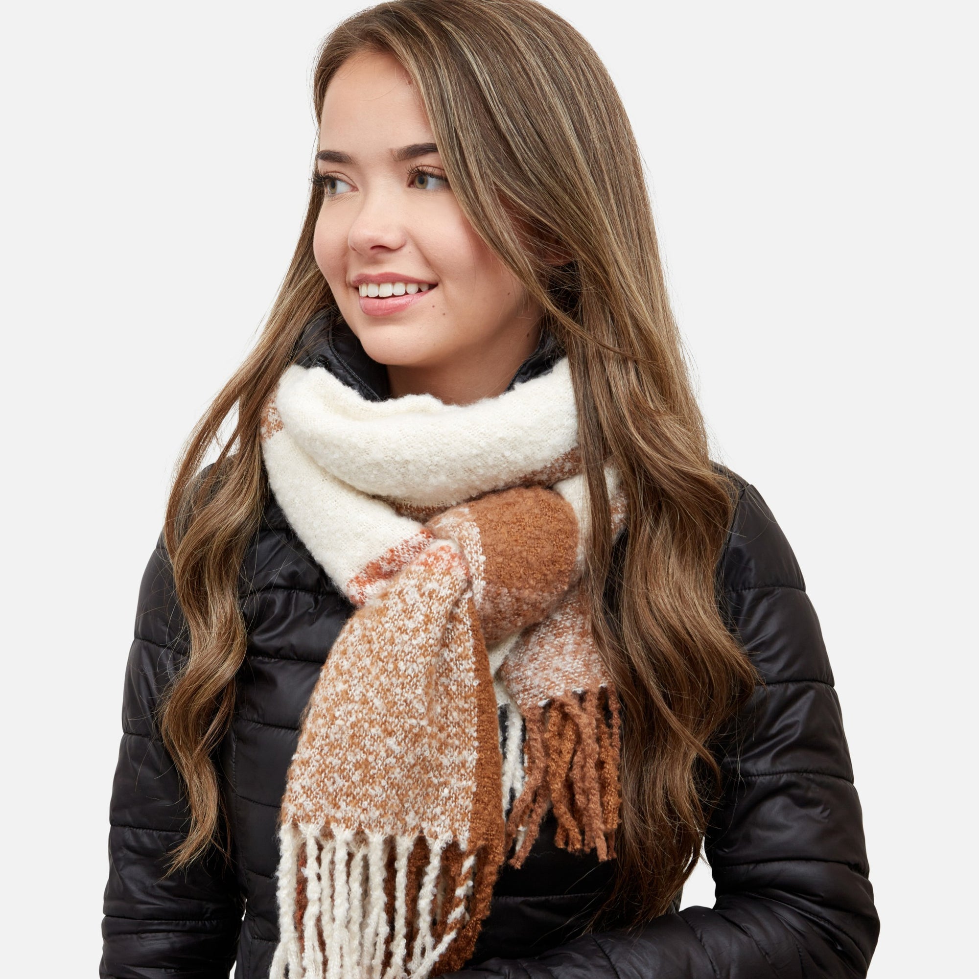 Cozy beige scarf with terry fringe finish