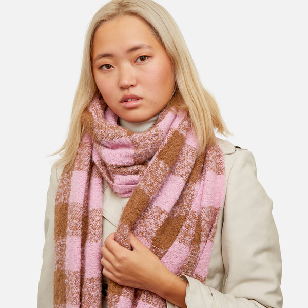 Load image into Gallery viewer, Pink scarf
