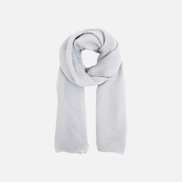Load image into Gallery viewer, Greenish-blue rectangular scarf with crinkled effect 
