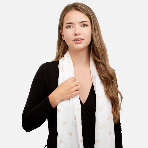 Load image into Gallery viewer, White rectangle scarf with golden feathers
