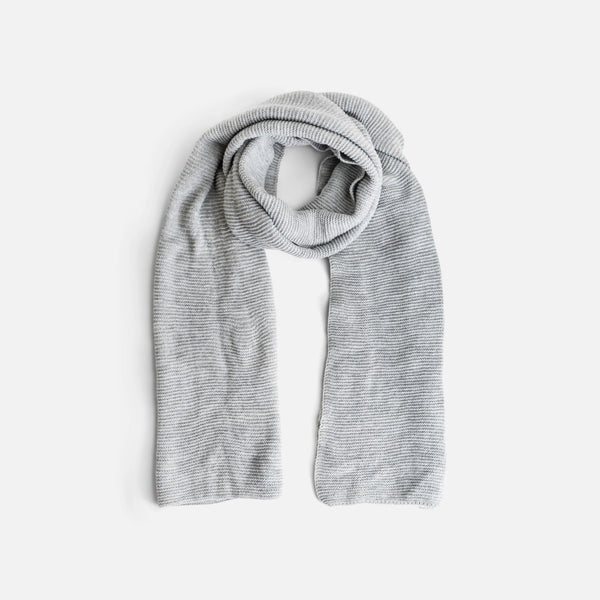 Load image into Gallery viewer, Grey ribbed knit scarf

