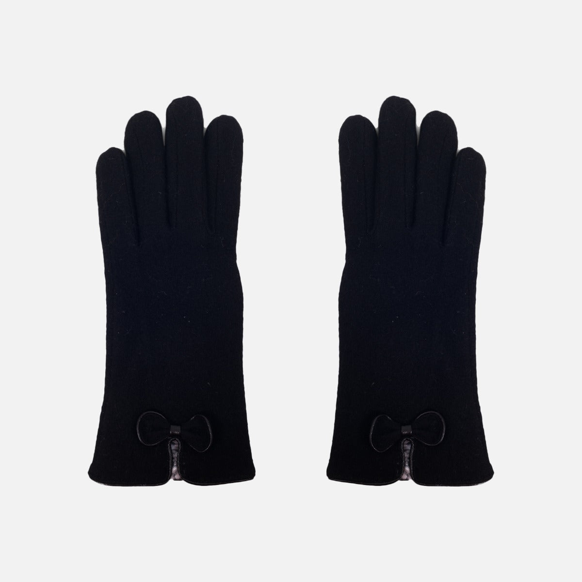 Black knit tactiles gloves with buckle on top