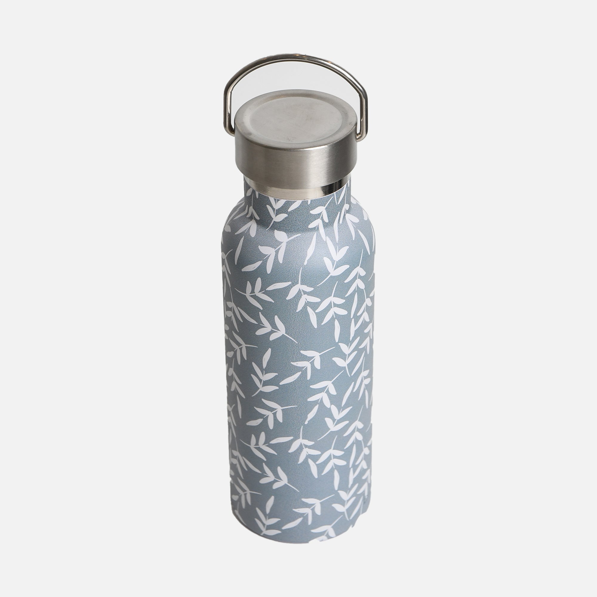 Stainless steel water bottle with leaf pattern
