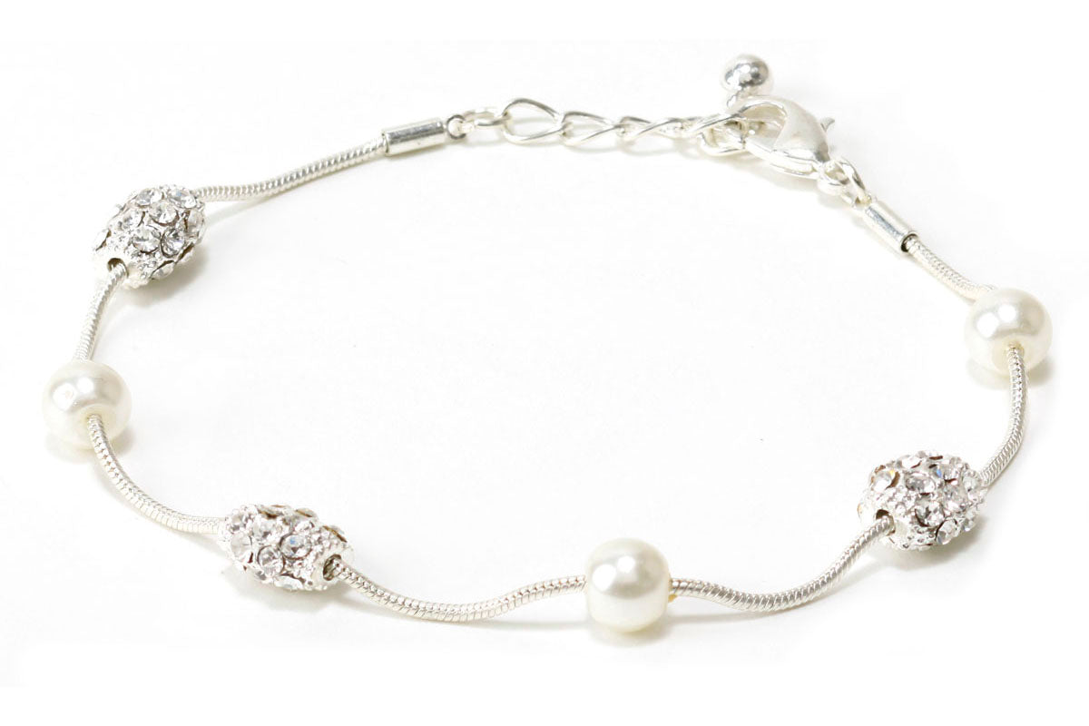Pearl bracelet with fireball