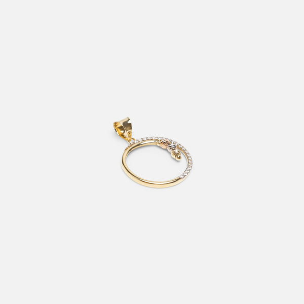 Load image into Gallery viewer, 10k yellow gold circle charm with stones and pattern
