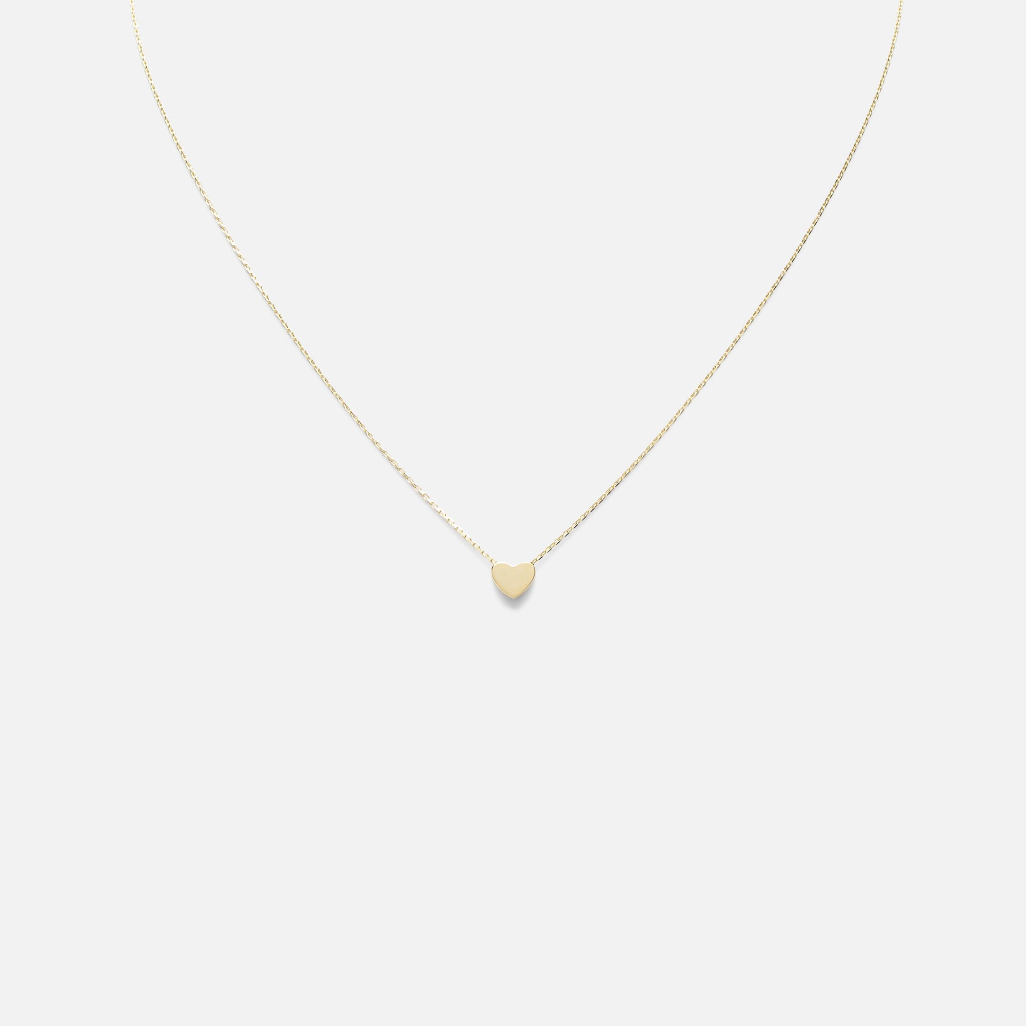 10k yellow gold pendant with small heart 