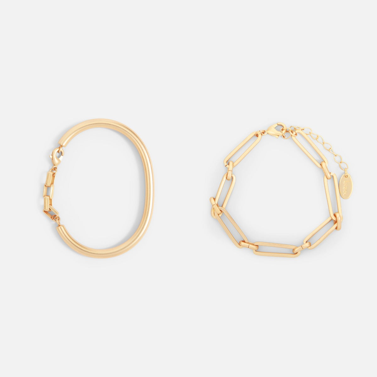 Set of two golden chain bracelets