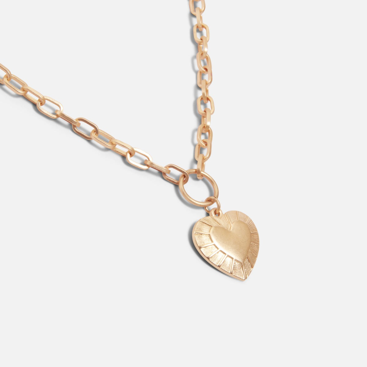 Wide gold chain pendant with heart charm