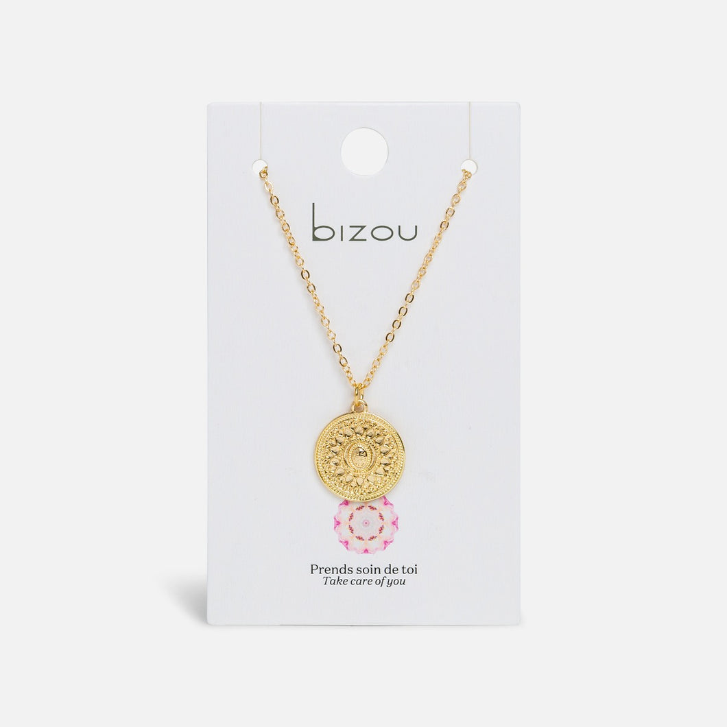 Collier doré médaillon circulaire