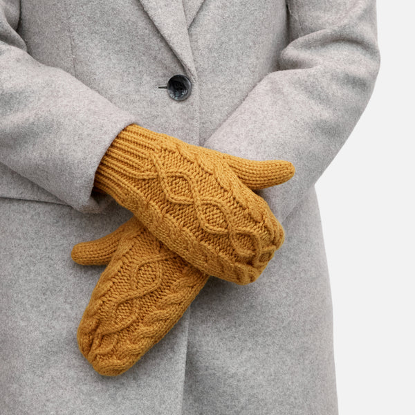 Load image into Gallery viewer, Ocher yellow knit mittens   
