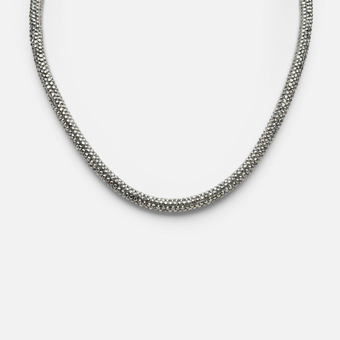Collier charcoal en petites pierres